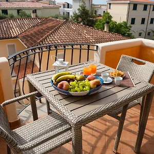 https://domo-micali.in-sardinia.net